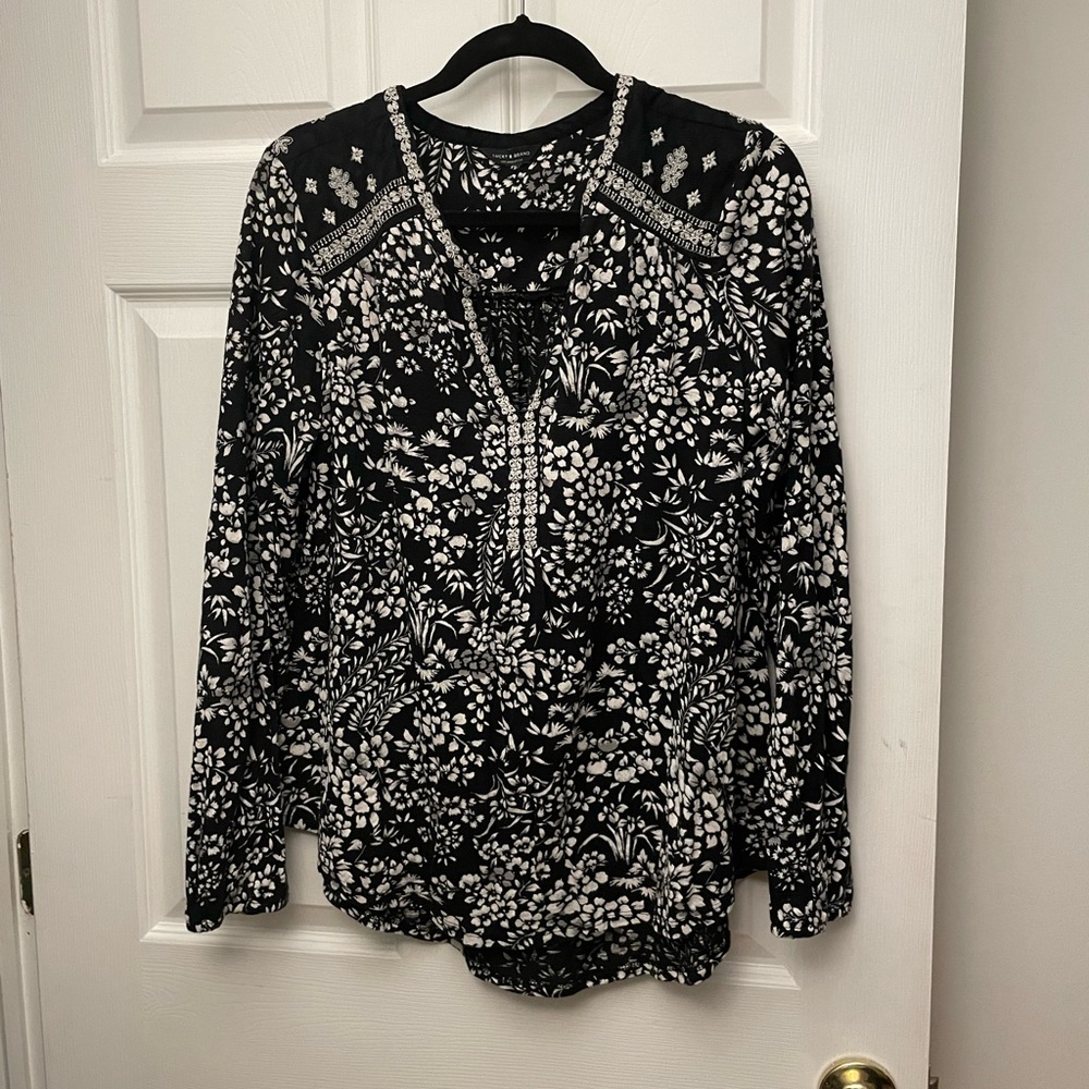 Lucky brand top